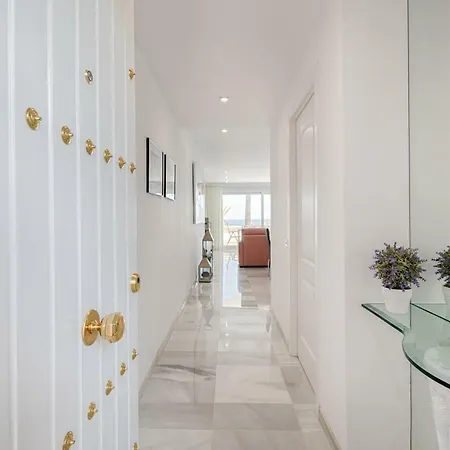 Hanami Alcazaba Front Sea View Apartamento *